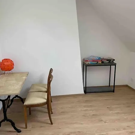 Charmante بيت للعطل Rugles